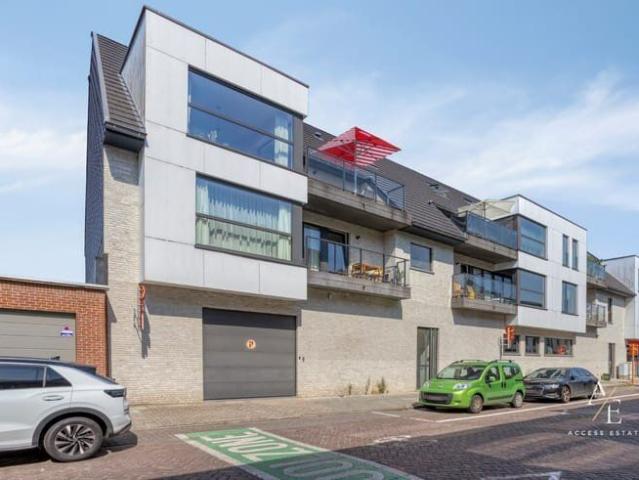 Melle recent energiezuinig duplexappartement 3slk. met