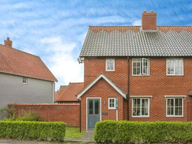 Mellis Road, 2 Bedroom Semi detached