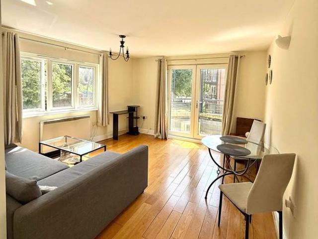 Mellish Street, London E14, 1 bed flat to rent, £2,250 pcm | PrimeLocation