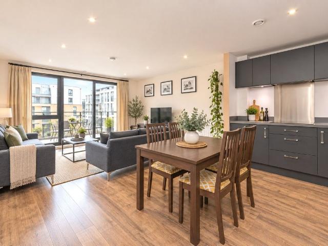 Mellor House, New Festival Quarter, 57 Upper North Street, London E14, 3 bed flat to rent, £3,250 pcm | PrimeLocation