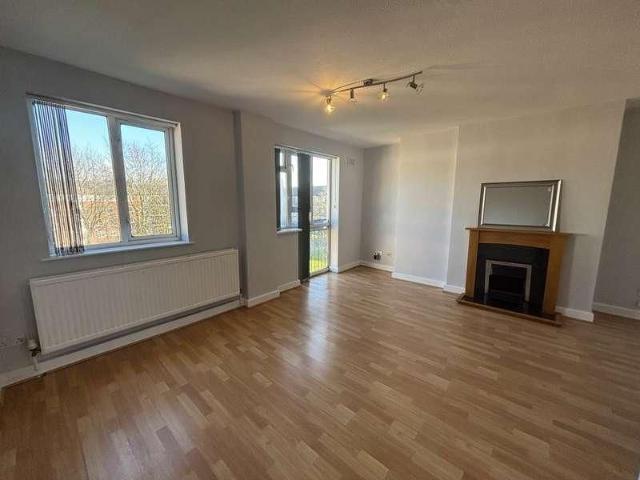 Melmerby Court, Salford, M5