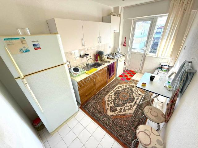 melodi'den Altınkum'da Full Eşyalı Ön Cephe Ayrı Mutfaklı Çift Wcli Kiralık 2+1 Daire