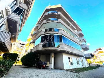 melodi'den İkizçay'da Havuzlu Güvenlikli Sitede Arakat Ön Cephe Ayrı Mutfaklı 2+1 Daire