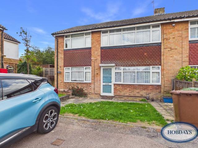 Melrose Avenue, Potters Bar, Hertfordshire EN6, 4 bed end terrace house to rent, £2,900 pcm | PrimeLocation