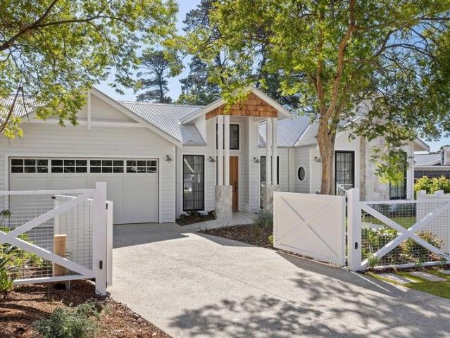 Melrose by Manr. | Architectural Excellence in a Premier Coastal Setting