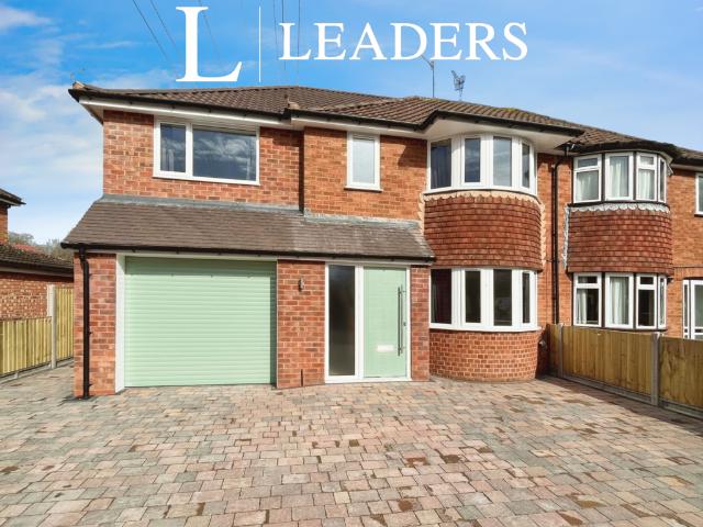 Melrose Close, WR2 5 bed semi detached house to rent £2,250 pcm £519 pw