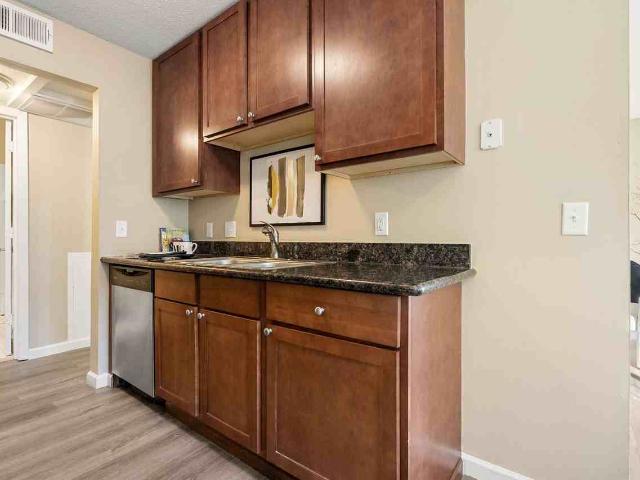 Melrose Gates 1 Bedroom Apartment for Rent at 6401 Camden Ave N, Brooklyn Center, MN 55430 Brooklyn Center