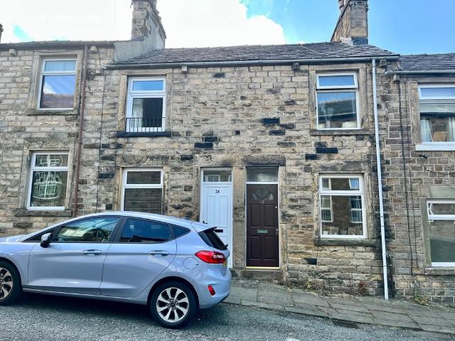 Melrose Street, Lancaster, LA1 2 bed terraced house to rent £825 pcm £190 pw