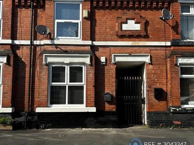 Melrose Street, Nottingham, NG5 2 bed terraced house to rent £925 pcm £213 pw