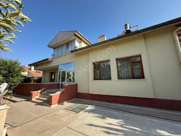 Melsa Başodadan 800 M² Arsa İcerisinde Villa