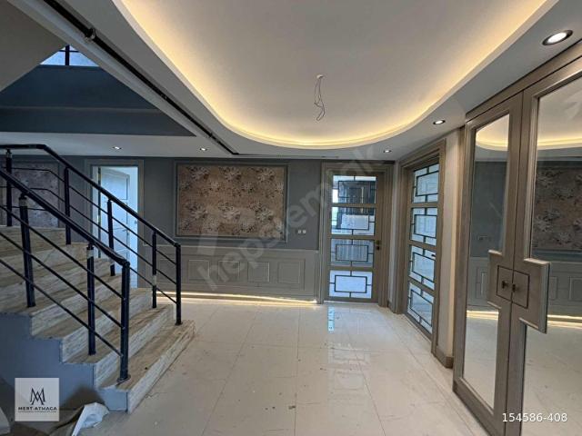 MERT ATMACA'DAN DUBLEX 6+1 K.MUTFAK 2 TERAS 5 BANYO SATILIK !