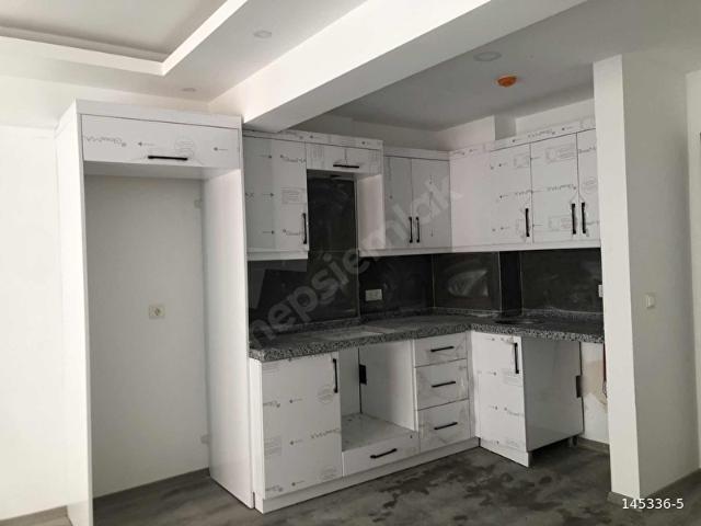 MERT EMLAKTAN ADLİYE SARAYININ YANINDA SATILIK DAİRE