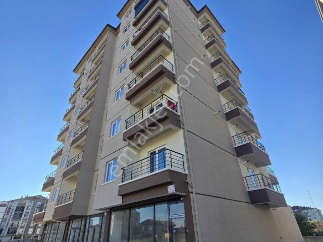 Mert Emlaktan 1+1 Ful Esyalı Balkonl Cok Genıs Abonelıkler Ack