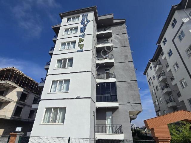 Mert Emlaktan 1+1 Ful Esyalı Balkonlu Abonelıkler Acık Ara Kt