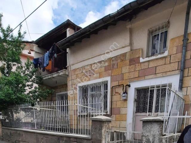 Mert Emlaktan 350 Evler Mahallesi Satılık Müstakil Ev