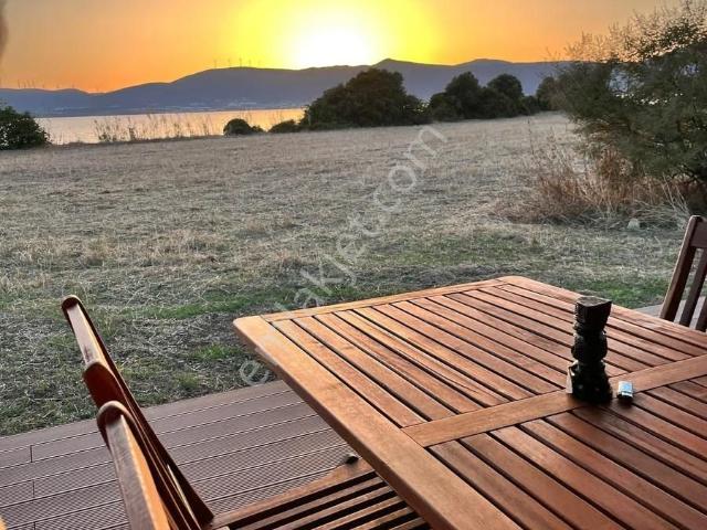 Mert Uçar'dan Kiralık Urla Özbek De Denize Yakın Eşyalı Kiralık