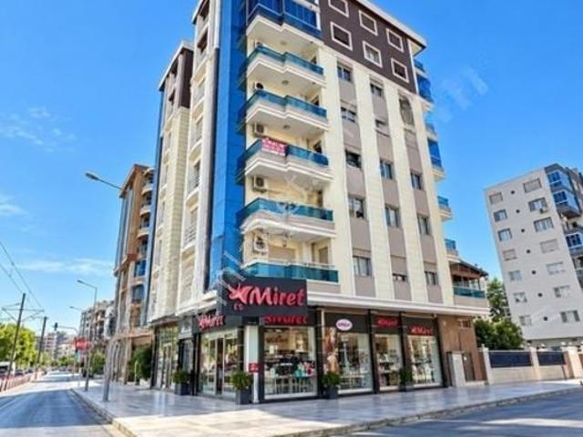 Mert Uçar'dan Kiralık Çiğli Ataşehir De 3+1 Ara Kat Daire