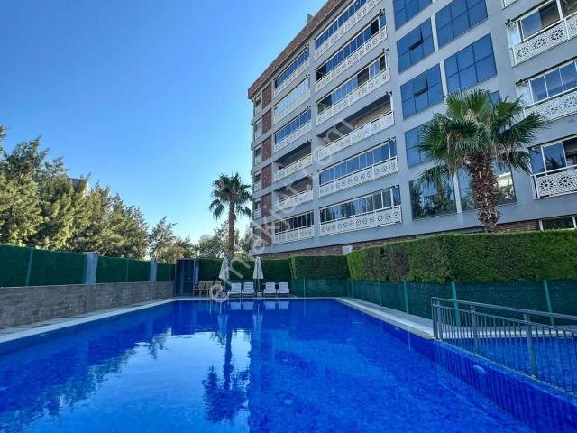 Mert Uçar'dan Satılık Kent 2 Esmira Suites Sitesinde 3+1 Ara Kat