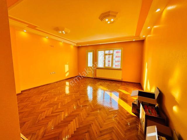 Mertcan Dan Uğurmumcu Mah Site İçinde 3+1 Arakat Fırsat Kiralık Daire