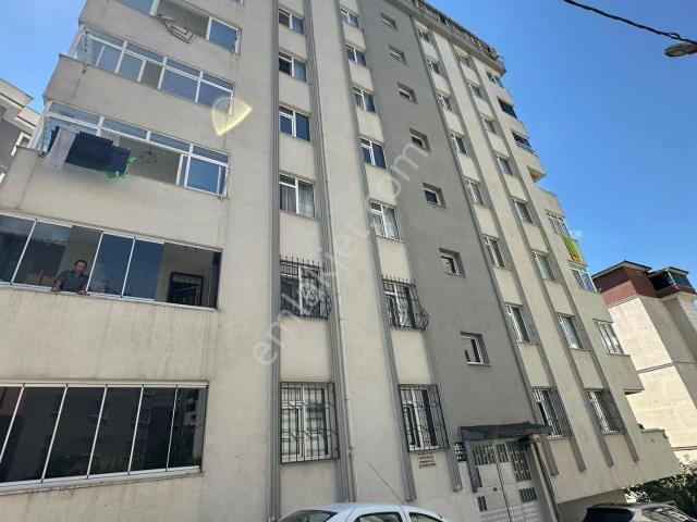 Mertcan Dan Yakacık Meydana Yürüme Arakat 3+1 Fırsat Kiralık Daire