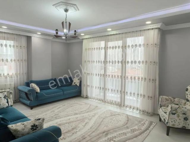 Mertcan'dan Çamçeşme Mah. İskanlı Ara Kat Balkonlu 3+1 Daire