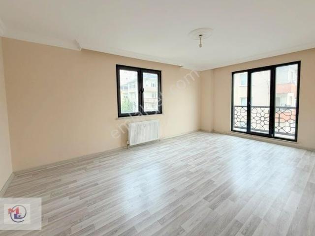 Mertcan'dan Caddeye 1dk Açık Balkonlu Ara Kat 2+1 Daire