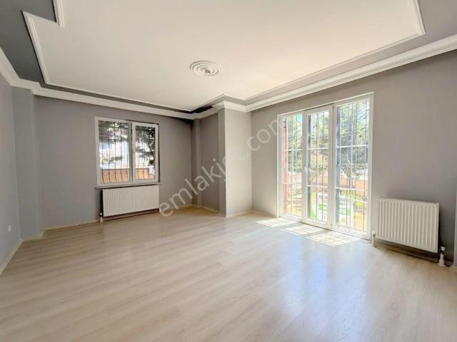 Mertcan'dan Sülüntepe Mah.caddeye 1dk Kapalı Balkonlu 2+1 Daire
