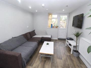Merthyr Street, Cathays, Cardiff CF24, 4 bed shared accommodation to rent, £2,080 pcm | PrimeLocation