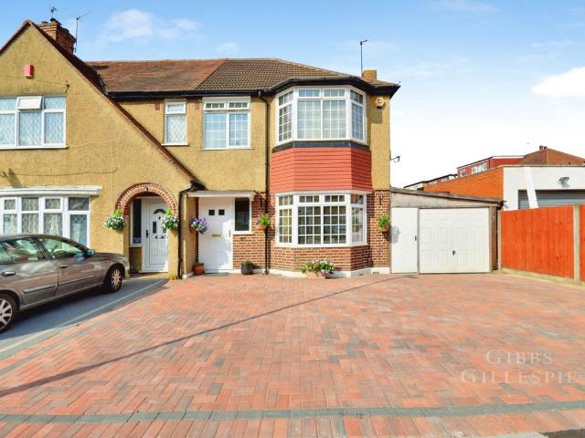 Merton Avenue, Uxbridge UB10, 4 bed property to rent, £2,000 pcm | PrimeLocation