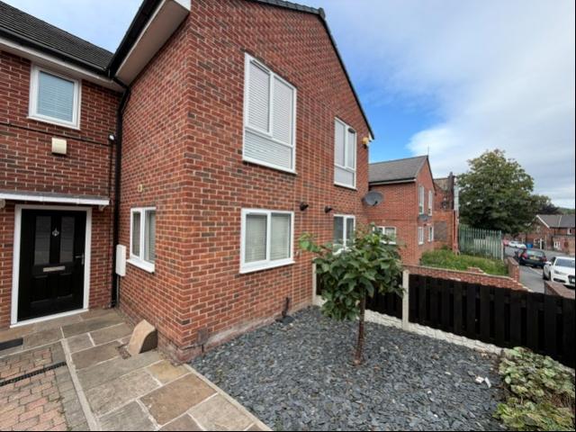 Merton Lane, Sheffield, S9 2 bed semi detached house to rent £1,000 pcm £231 pw