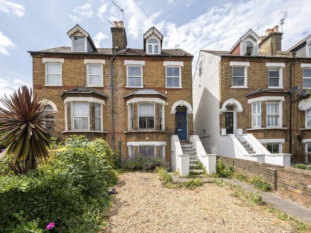 Merton Road, Wandsworth, London SW18, 2 bed flat to rent, £3,250 pcm | PrimeLocation