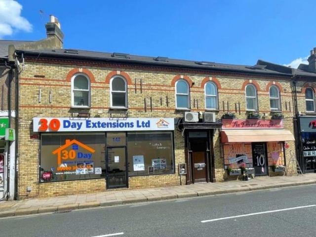 Merton Road, Wimbledon, London SW19, 1 bed flat to rent, £1,700 pcm | PrimeLocation