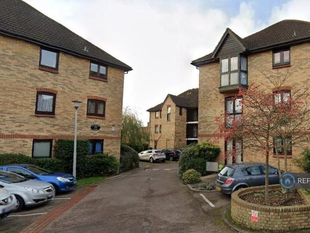 Merton Road, Bedford, MK40 1 bed flat to rent £900 pcm £208 pw