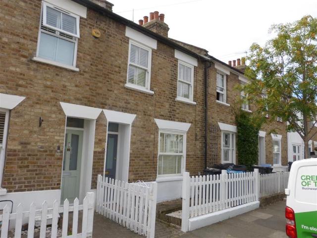 Merton Road, Enfield 2 bed terraced house to rent £1,950 pcm £450 pw