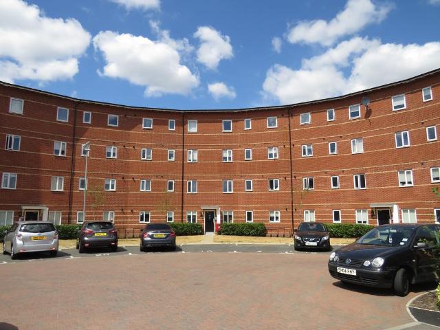 Merton Way, WALSALL, WS2 2 bed apartment to rent £900 pcm £208 pw