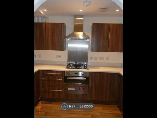 Merton Way, Walsall WS2, 2 bed flat to rent, £810 pcm | PrimeLocation