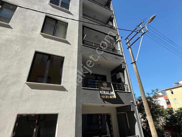 Merve Beyoğlu Gayrimenkulden Teyyaredüzünde 1+1 Kiralık Daire