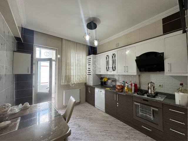 Merveşehir Merkezi Konumda Satılık 3+1 Daire