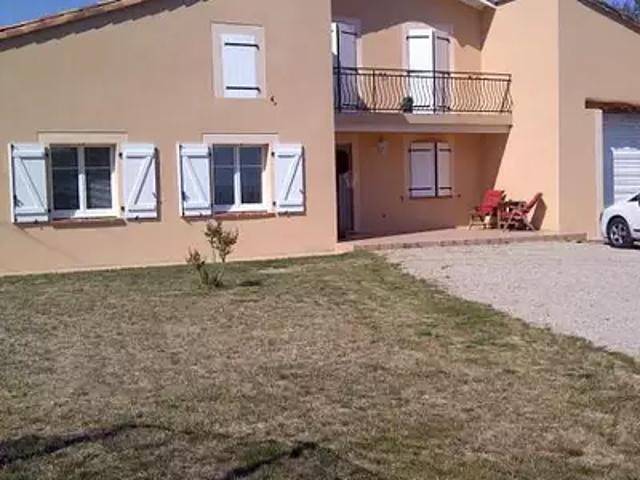Merville 31330 Location maison 5 pièces t5 terrasse parking
