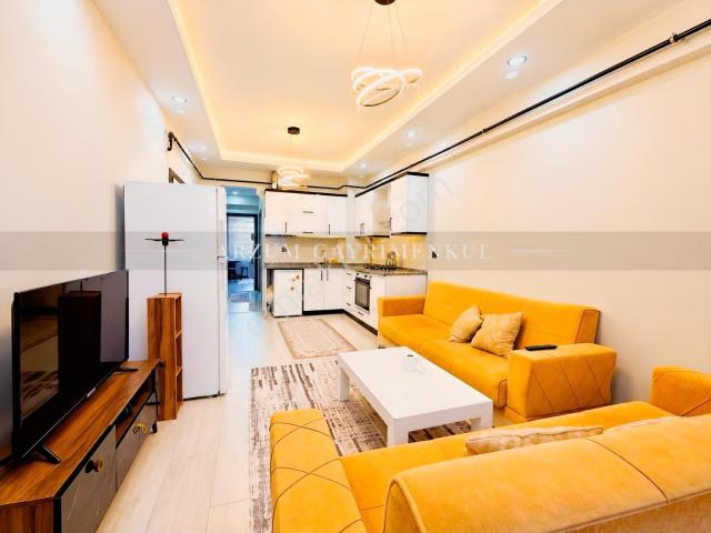 Merzifonun En Nezih Apartmanlarından Ara Kat Full Eşyalı Kaçmaz