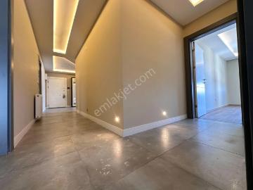 Mera Emlaktan Hamidiye Mah. Emsalsiz 3+1 155 M2 Sıfır Daire