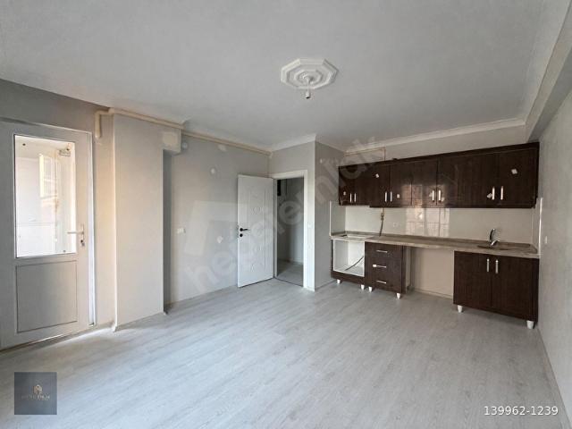 MERA EMLAKTAN TUZCUMURAT MH. 2+1 70m2 ARA KAT LÜKS DAİRE