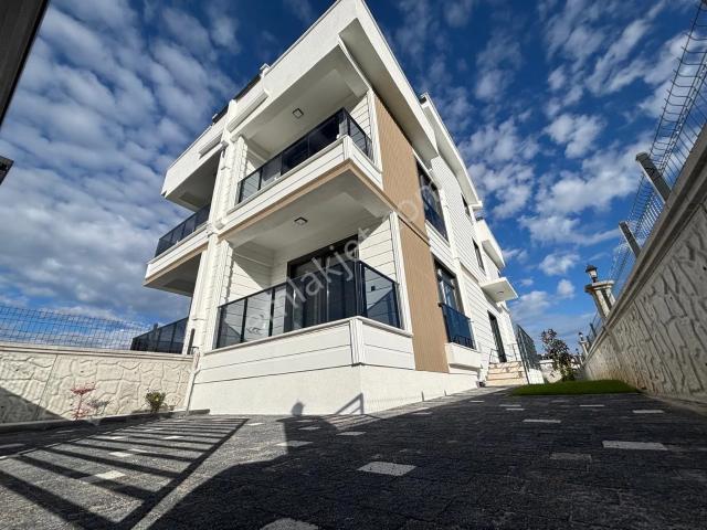 ▀▄mera Emlaktan Zeytinlide Özel Fırsat 3+1 190m2 Ultralüx Villa