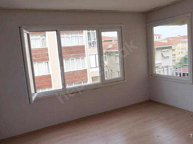 MERAL R1865 Barbaros Mevlana Cd KÖŞE Binada KENTSEL 2+1 ARA KAT