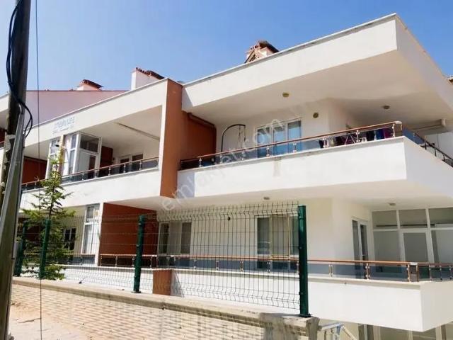 Meram Tıp Fakültesi Karşısı Kiralık Eşyalı 1+1 Daire