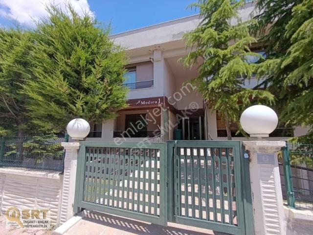 Meram Tıp Yakını Medica 1'de Eşyalı Kiralık 1+1 Daire