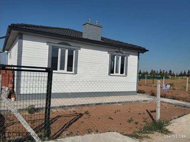 MERAM ÇARIKLAR'DA 2+1 SIFIR MÜSTAKİL EV 750M2 ARSA İÇERİSİNDE