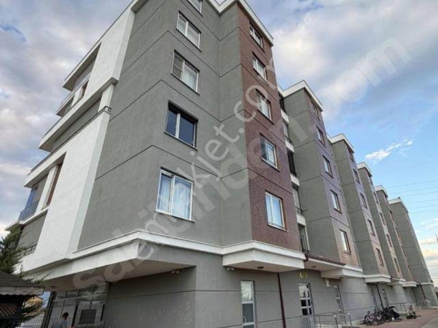 Meram Gazze Caddesine Bir Parsel İçeride Arakat Lüx 3+1 Dairemiz Satılık