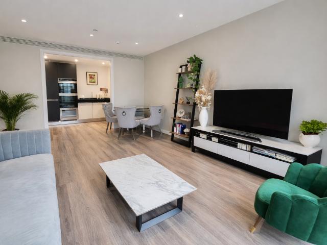 Meranti House, 84 Alie Street, Goodman's Fields, Aldgate East E1, 2 bed flat to rent, £4,600 pcm | PrimeLocation
