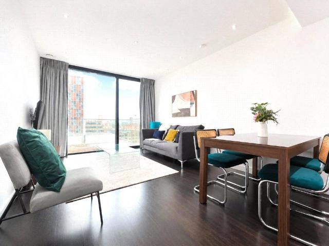 Meranti House, 84 Alie Street. 2 bed apartment to rent £4,250 pcm £981 pw
